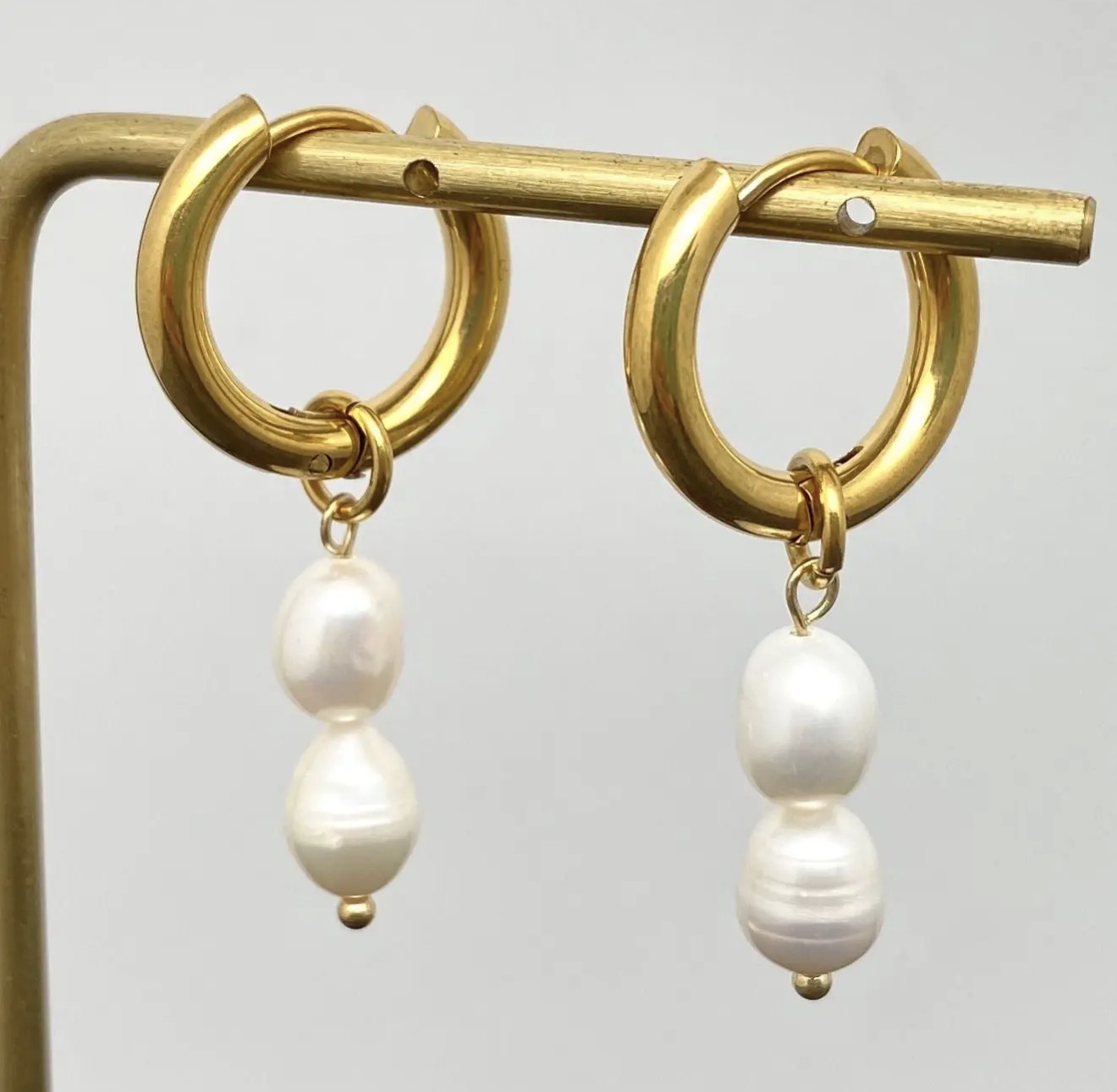 Nácar Pearl Hoops - Image 3